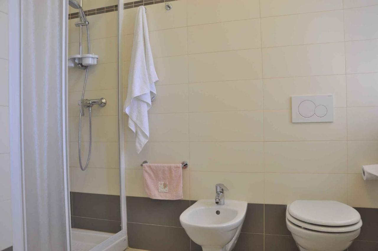 Apartments In Lazise/Gardasee 21945 المظهر الخارجي الصورة
